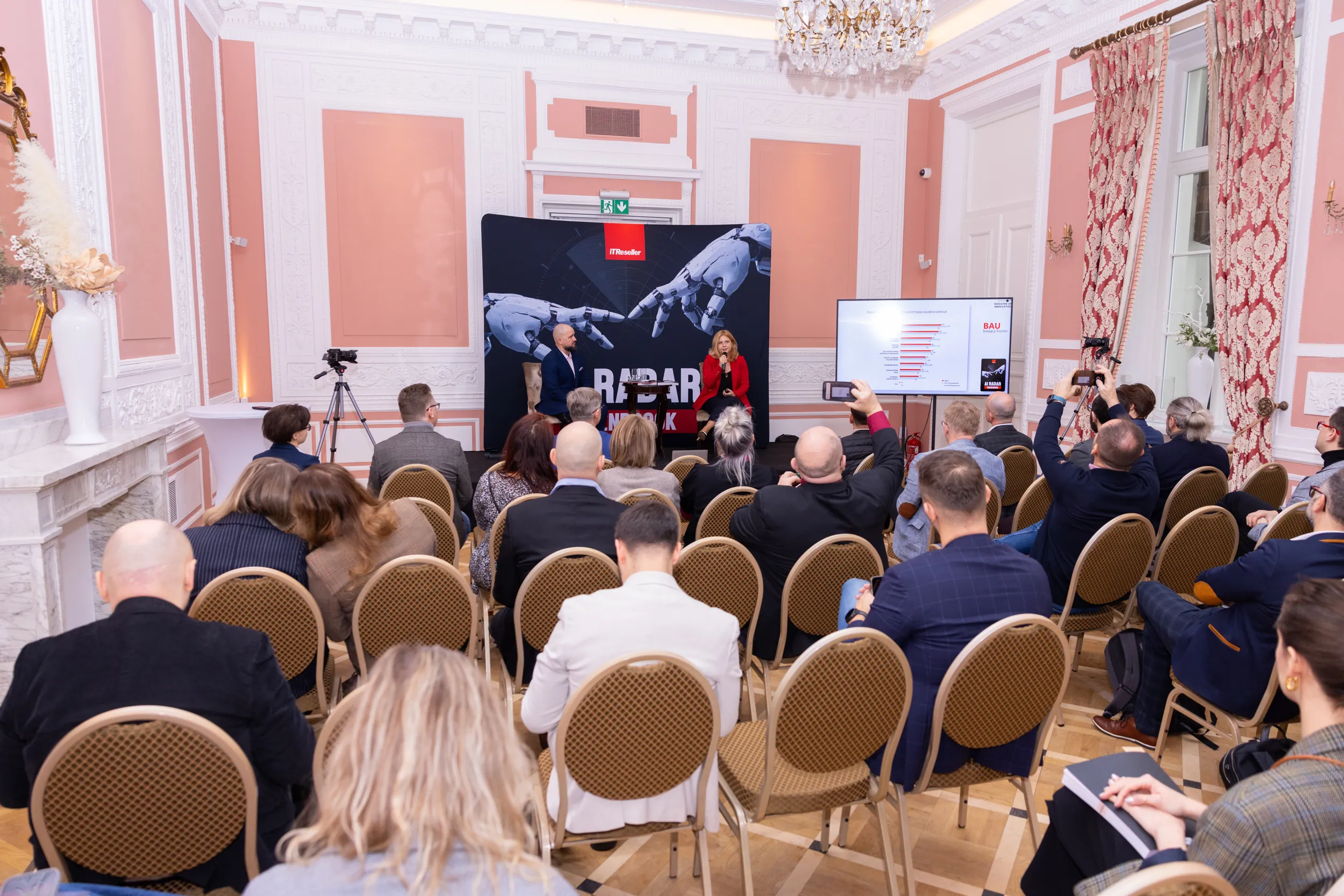 Premiera AI RADAR Trendbook - Kompas dla liderów ery AI Krystyna Jarek Booster of innowavtion