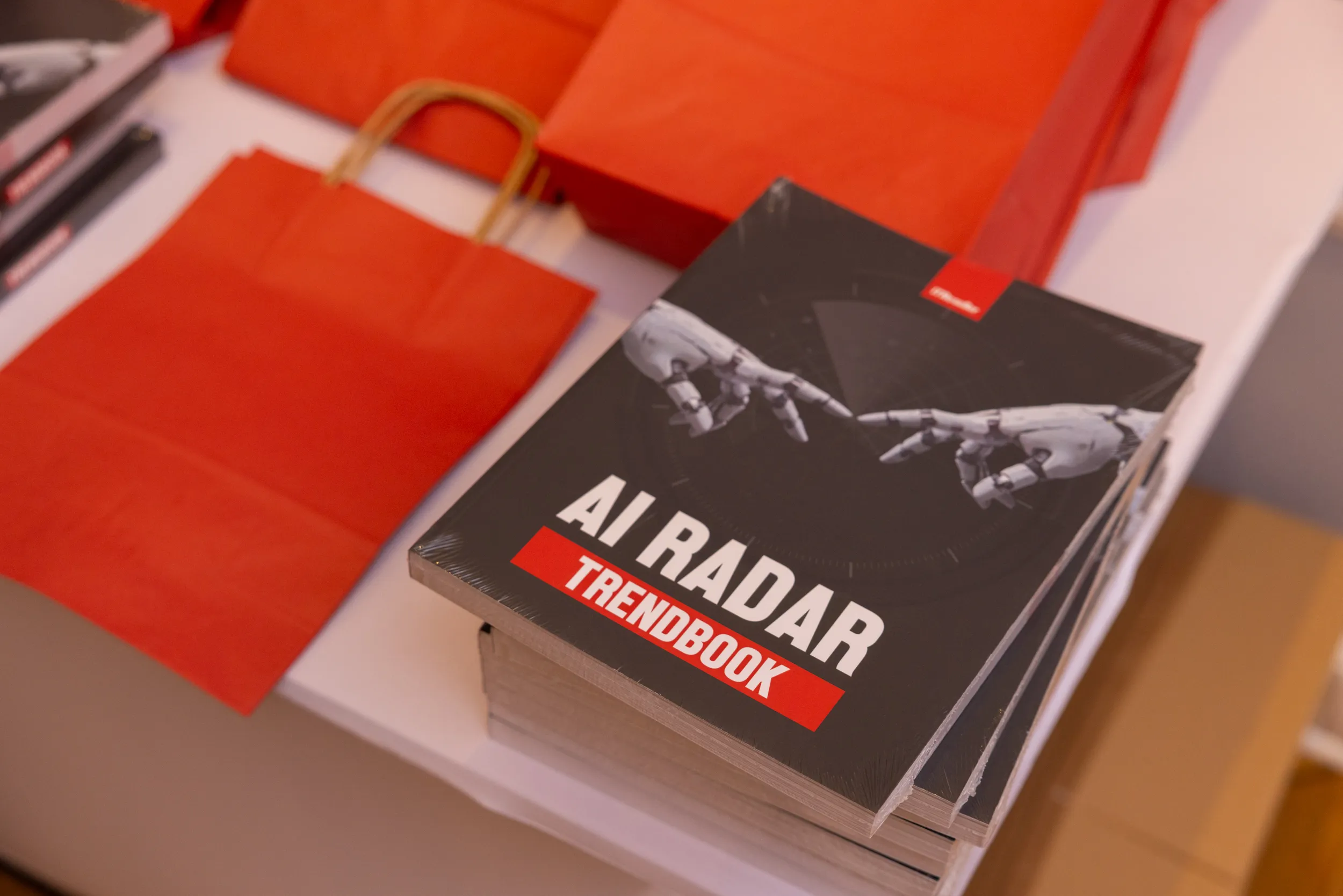 Premiera AI RADAR Trendbook - Kompas dla liderów ery AI Krystyna Jarek Booster of innowavtion
